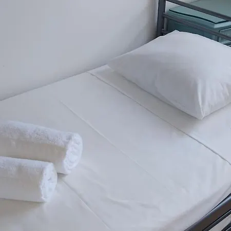 5Min Walk Subway & 10Min Drive Airport & Self Check-In *