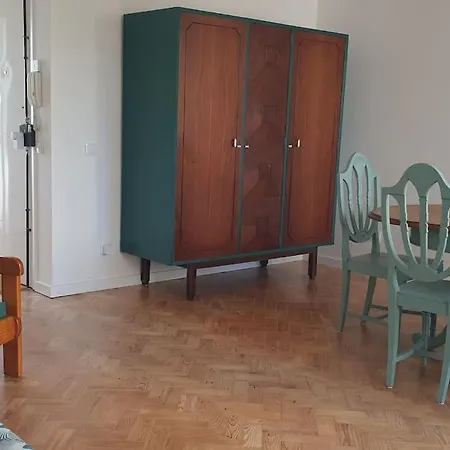 アパート 5min Walk To Subway & 10min Drive To Airport