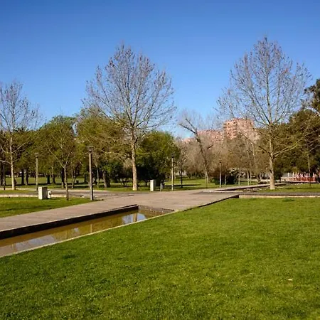 5min Walk To Subway & 10min Drive To Airport Apartman Lisboa