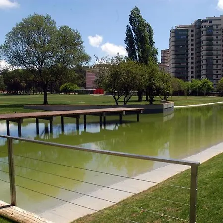 Apartman 5min Walk To Subway & 10min Drive To Airport Lisboa